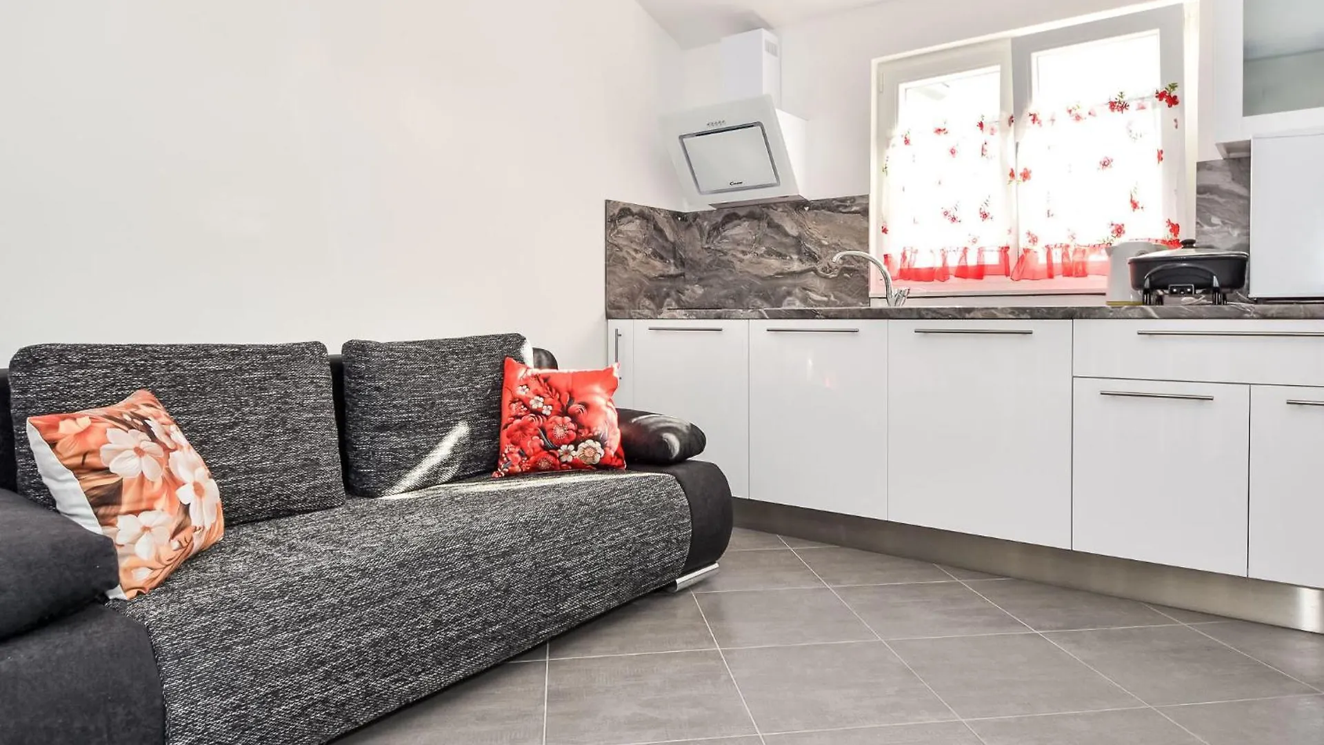 Apartment Zubcic-1 By Interhome Sikovo
